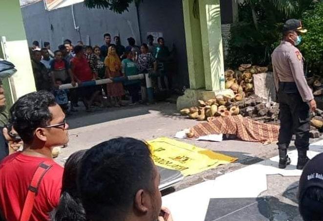 Cekcok, Paman Dilinggis Keponakan hingga Tewas