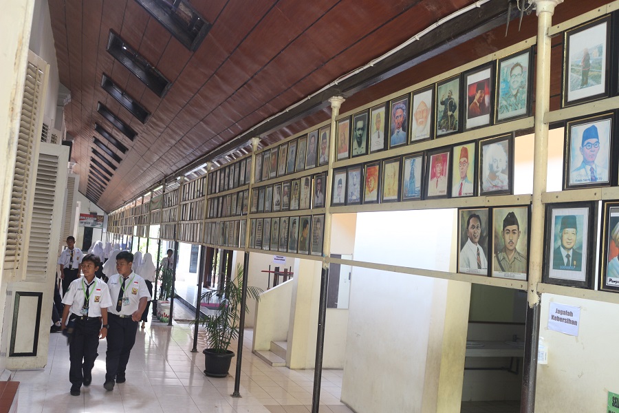 Siswa TK, SD dan SMP di Surabaya Belajar di Rumah hingga Libur Awal Puasa