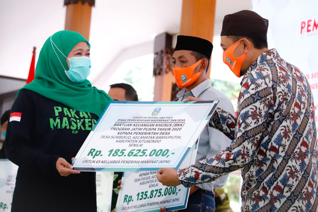 Gubernur Khofifah Salurkan Berbagai Bantuan untuk Masyarakat Situbondo