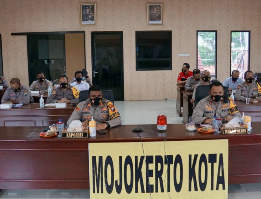 Kapolri dan Kapolda Jatim Minta Kapolresta Mojokerto Rencanakan PPKM Mikro