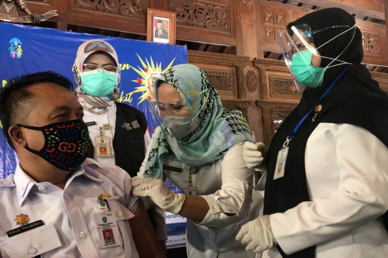 Vaksinasi Covid 19 di Ponorogo Lancar, Pekan Depan Giliran Para Lansia