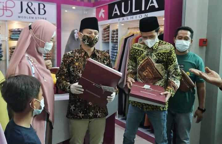 Resmi Dibuka, Bupati Harapkan Pasar Pon Jadi Pasar Wisata