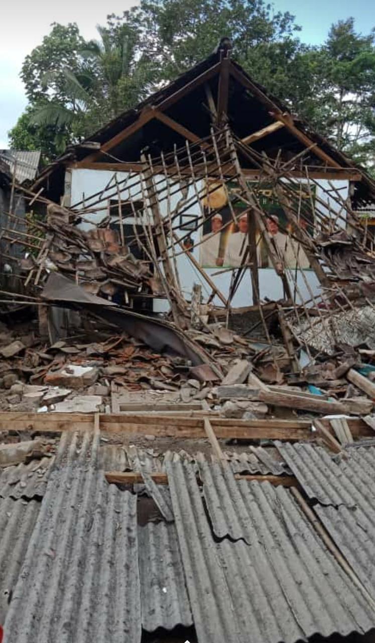 Di Kecamatan Tirtoyudo, 1196 Rumah Rusak, Pemerintah Setempat Masih Terus Lakukan Pendataan