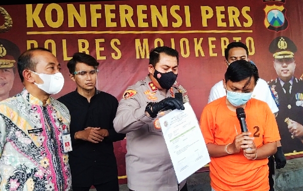 Tenaga Honorer Puskesmas Pungging Palsukan Surat Antigen Dijebloskan Dalam Sel