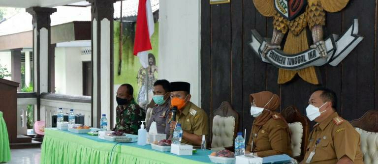Angka Kasus Covid 19 Masih Tinggi, Bupati Gelar Rapat Koordinasi Cari Jalan Keluar