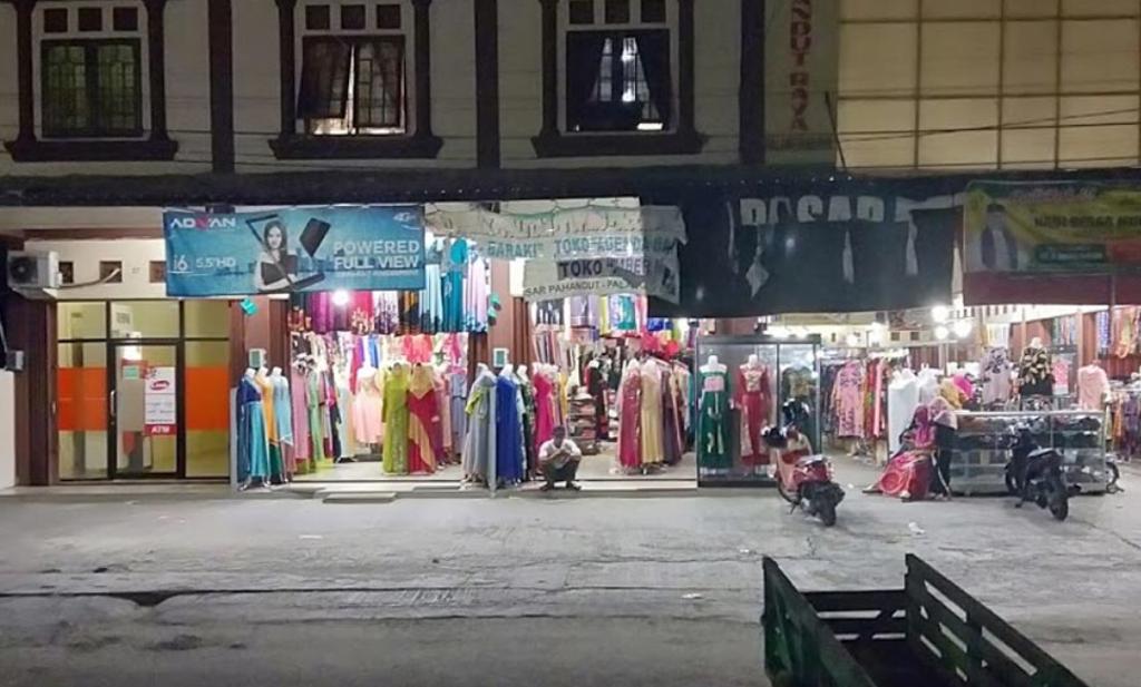 Pandemi Berkepanjangan Berdampak Sepinya Pasar Blauran