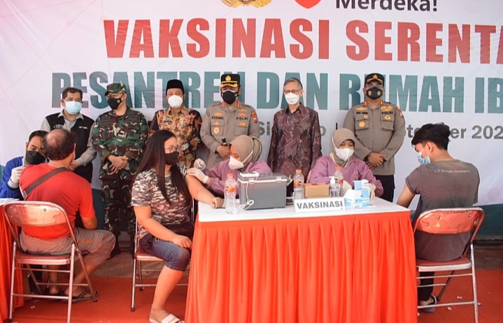 Forkopimda Sidoarjo Turut Percepat Vaksinasi Merdeka bersama Panglima TNI-Kapolri