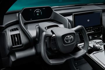 Tampilan Mobil Baterai Toyota bZ4X