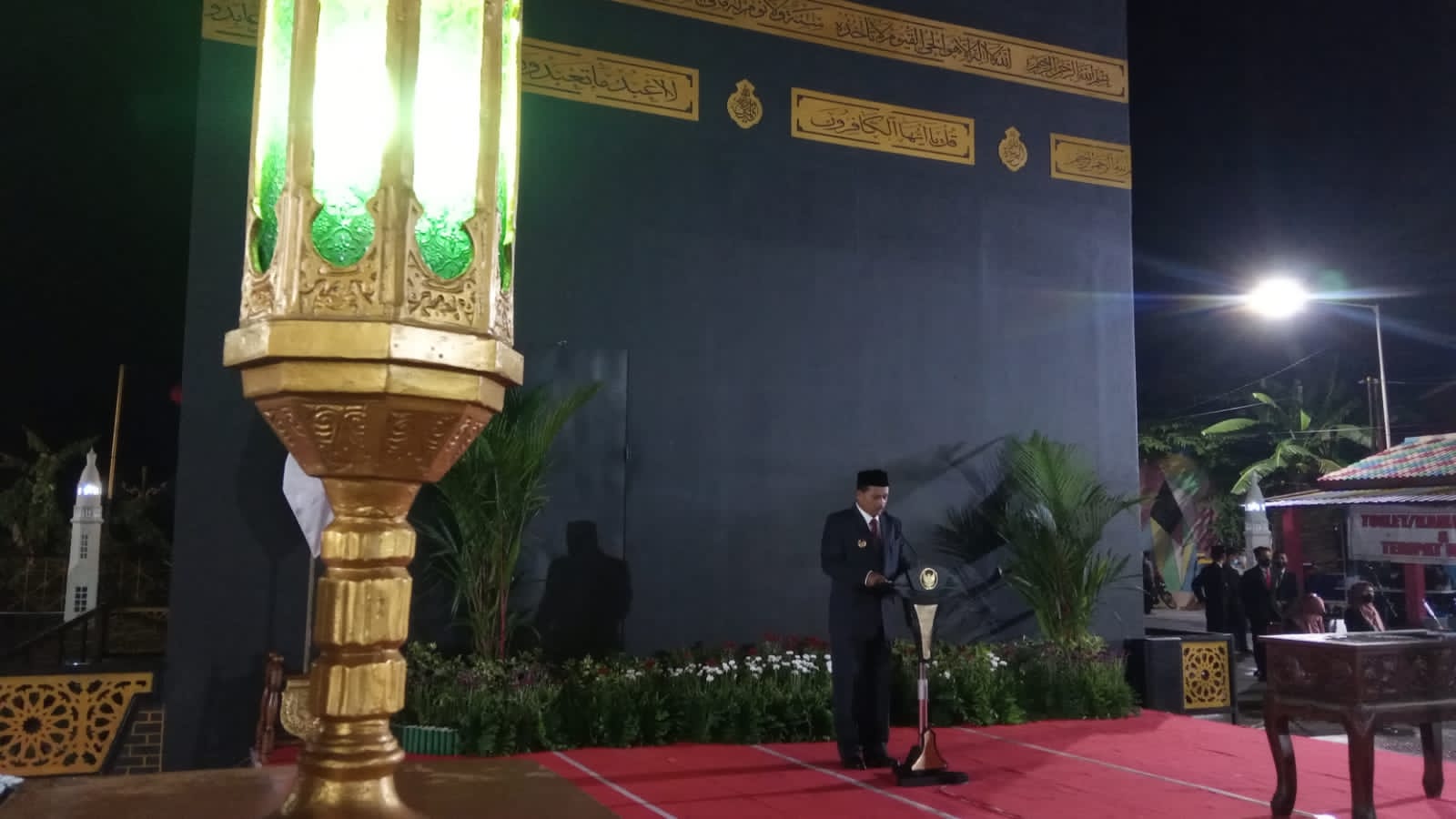 Wali Kota Madiun Lantik Sekda di Depan Replika Kabah
