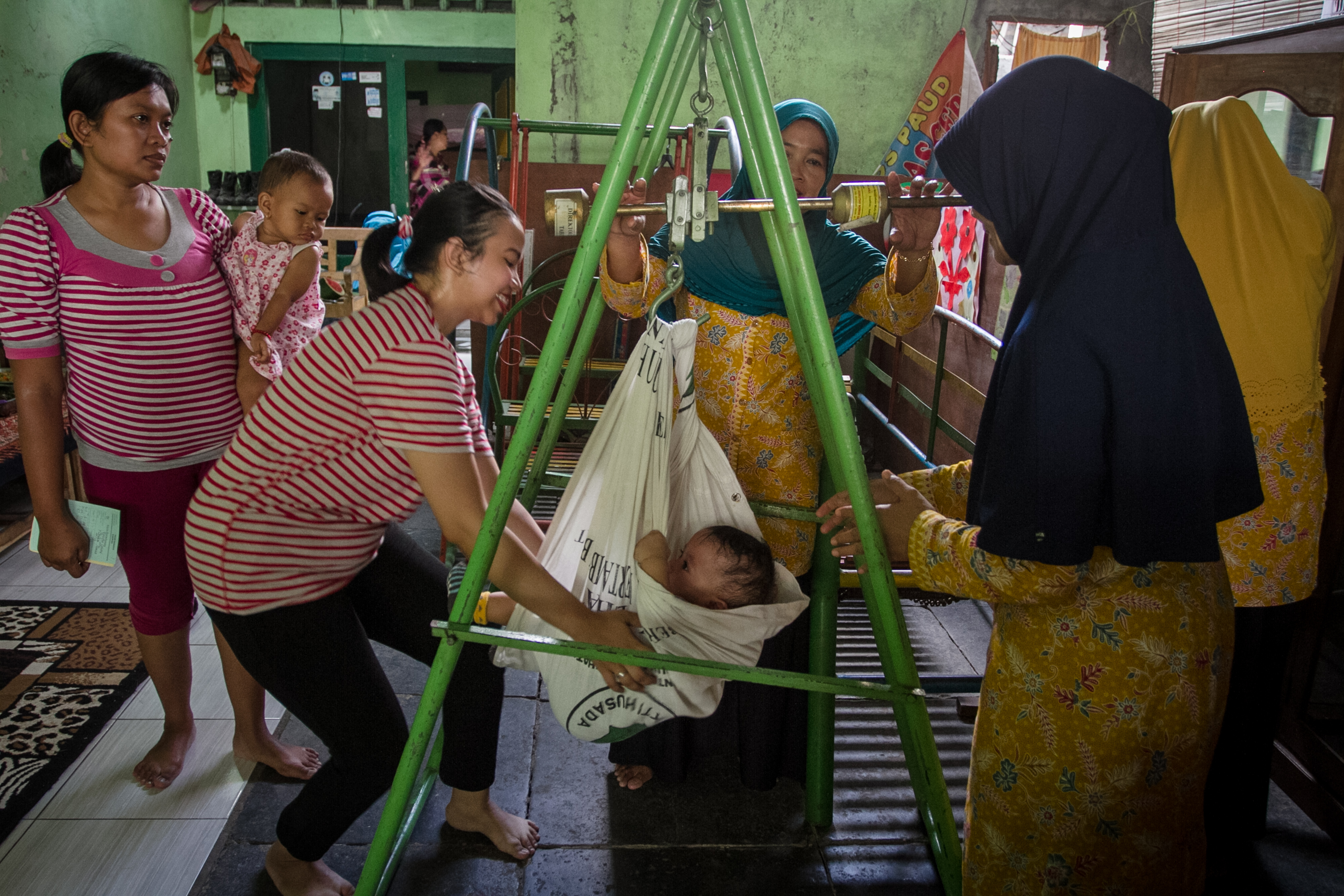 Bahas RAPBD 2022, DPRD Surabaya Upayakan Penderita Stunting Dapat Bantuan Makanan