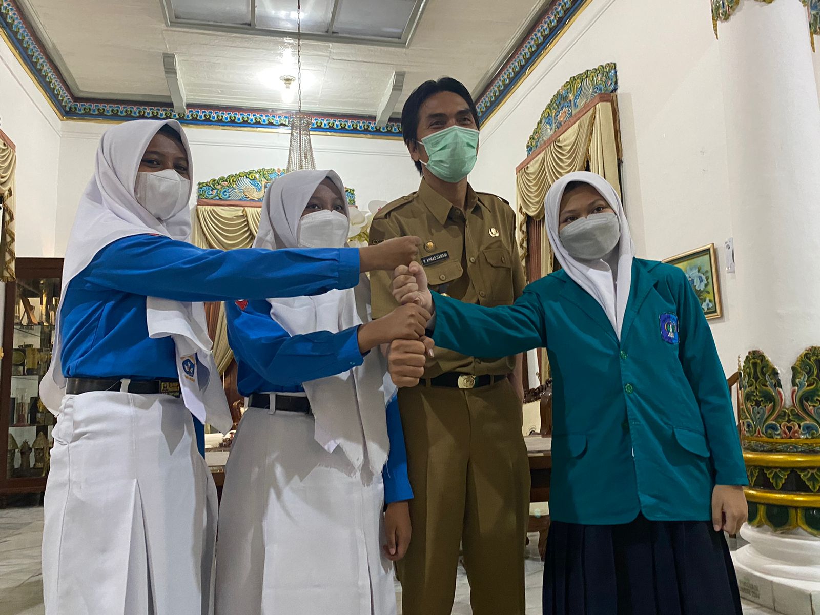 Tiga Pelajar Madiun Raih Medali Emas, Perak dan Perunggu dalam Kompetisi Sains Nasional 2021