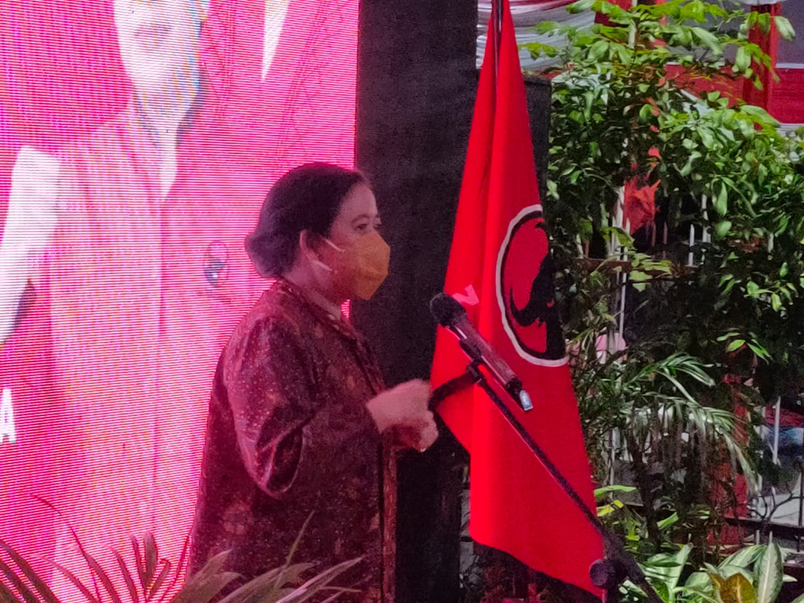 Puan Maharani Semangati Banteng Surabaya Menang Hattrick di 2024