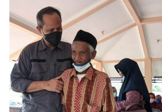 BST Kemensos Mulai Dibagikan kepada 124.000 KPM di Kabupaten Kediri, Mas Dhito Sarankan Penerima Manula Didahulukan