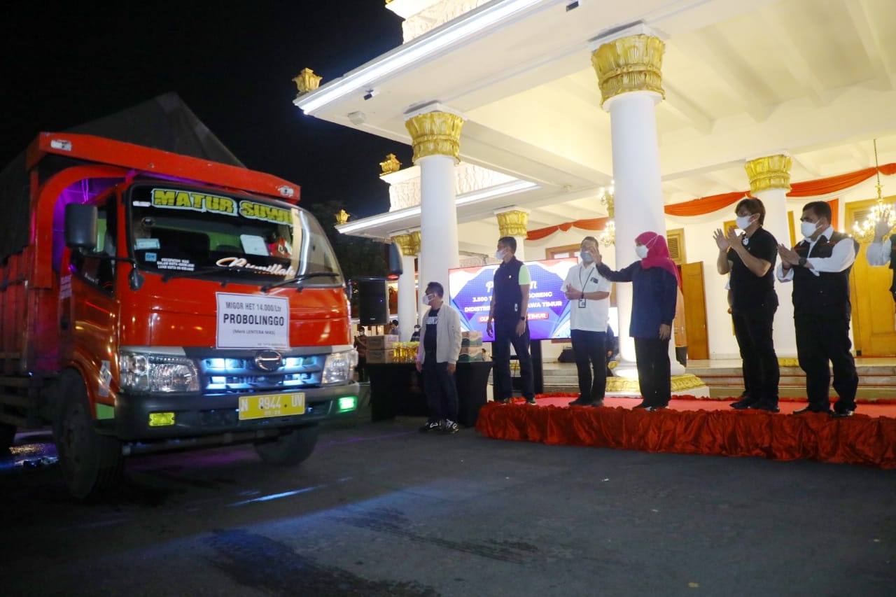 Pemprov Jatim Gelontorkan 3.500 Ton Minyak Goreng ke-17 Daerah