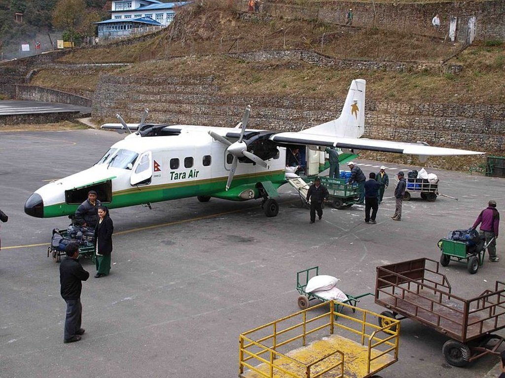 Pesawat Memuat 22 Penumpang Hilang di Nepal