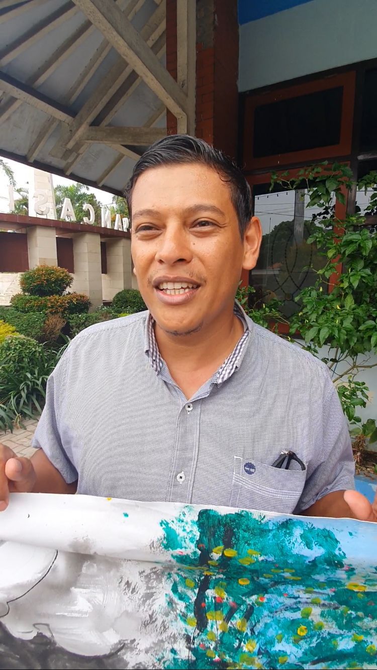 Beginilah Cara Perupa Kediri Isi Bulan Gambar Nasional, Walikota Abu Bakar: Berikan Banyak Manfaat