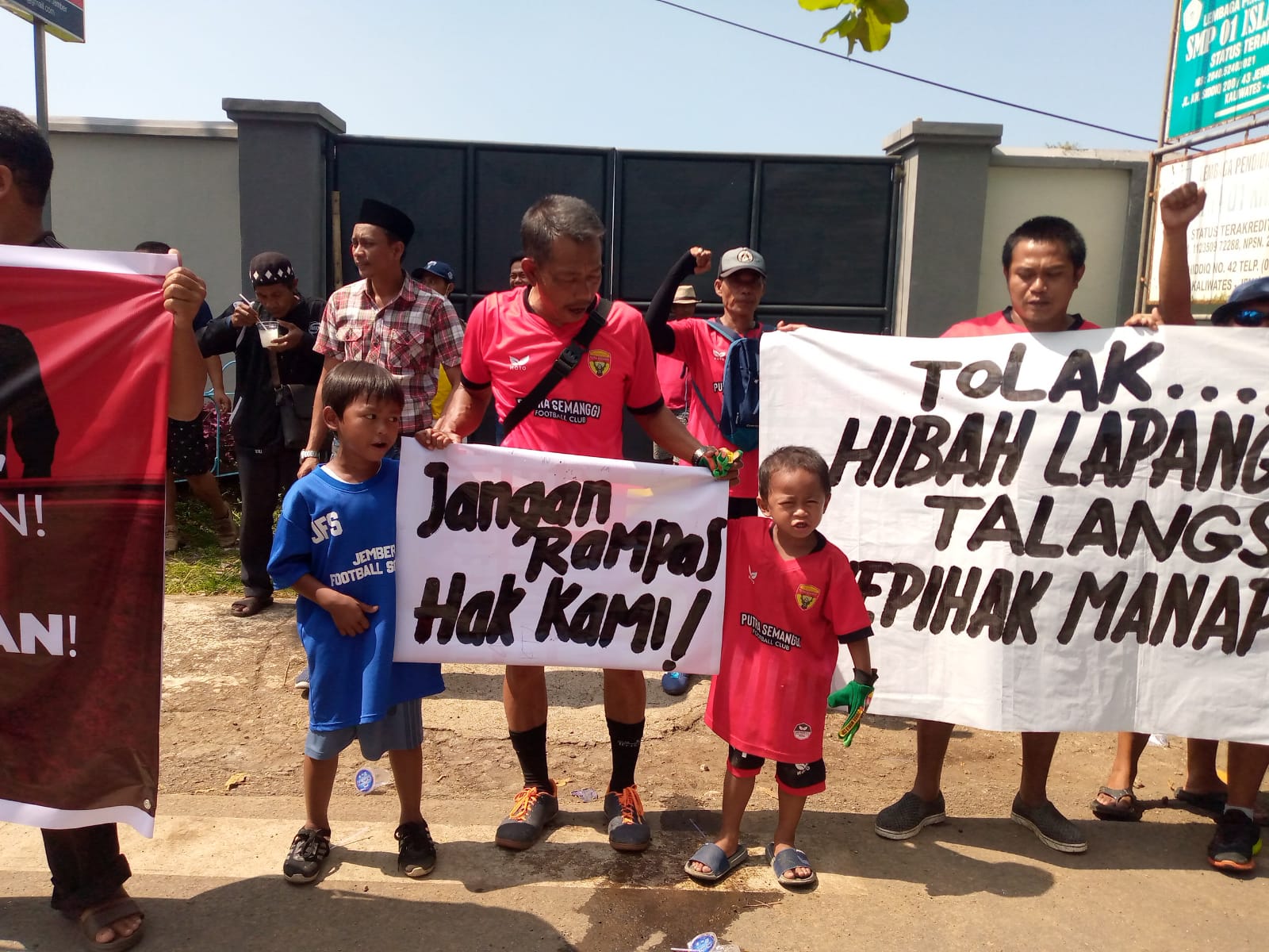 Warga dan Ulama Tolak Kebijakan Bupati Jember Hibah Aset Lapangan Talangsari untuk Kantor BPN