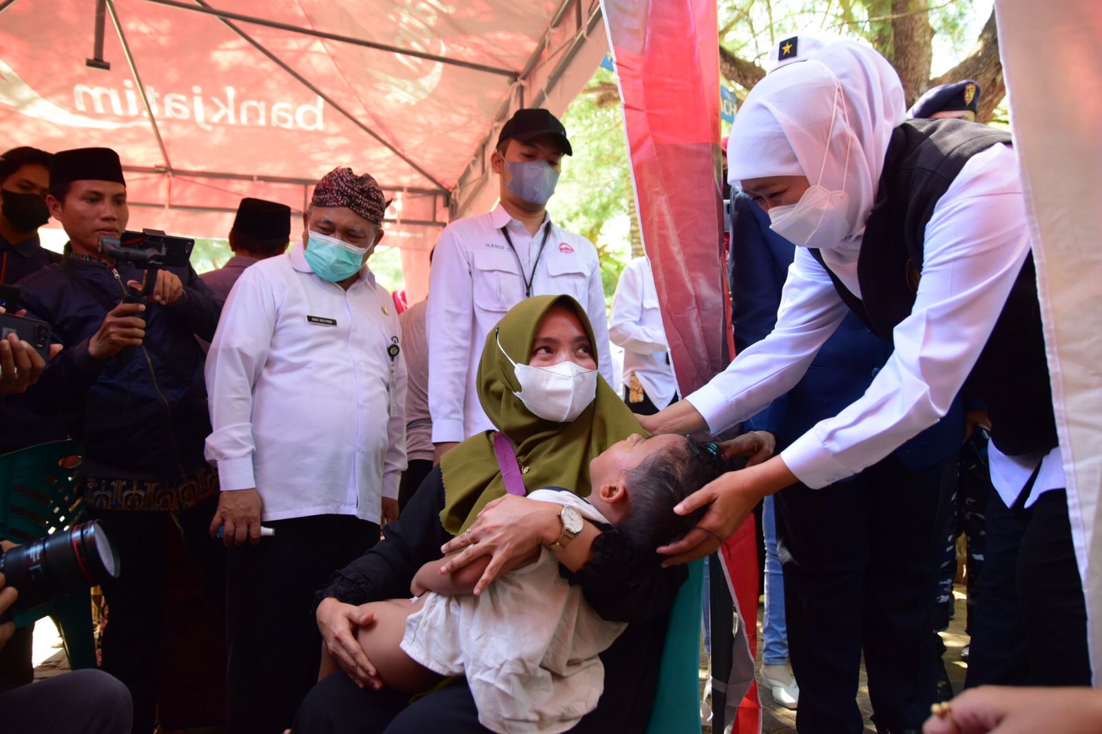 Baksos Kolaboratif Penuhi Layanan Kesehatan dan Gizi Masyarakat Kepulauan