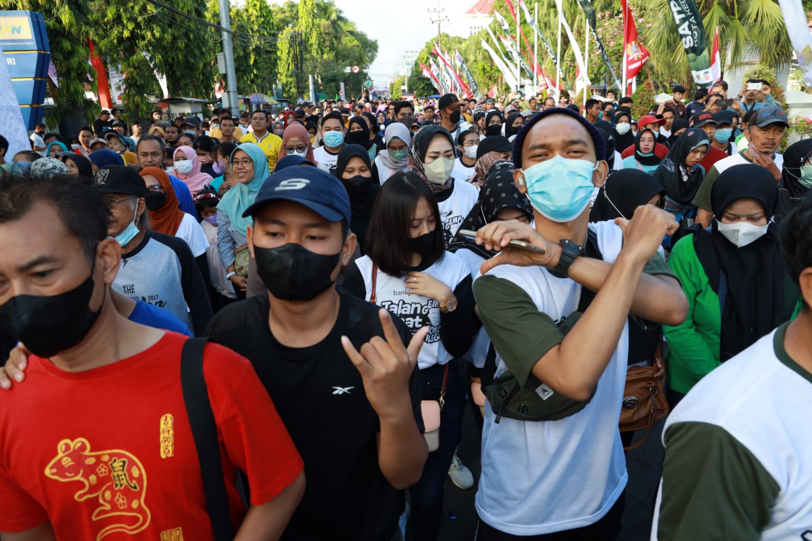 Jalan Sehat HUT ke-1143 Kota Kediri Diikuti Ribuan Peserta