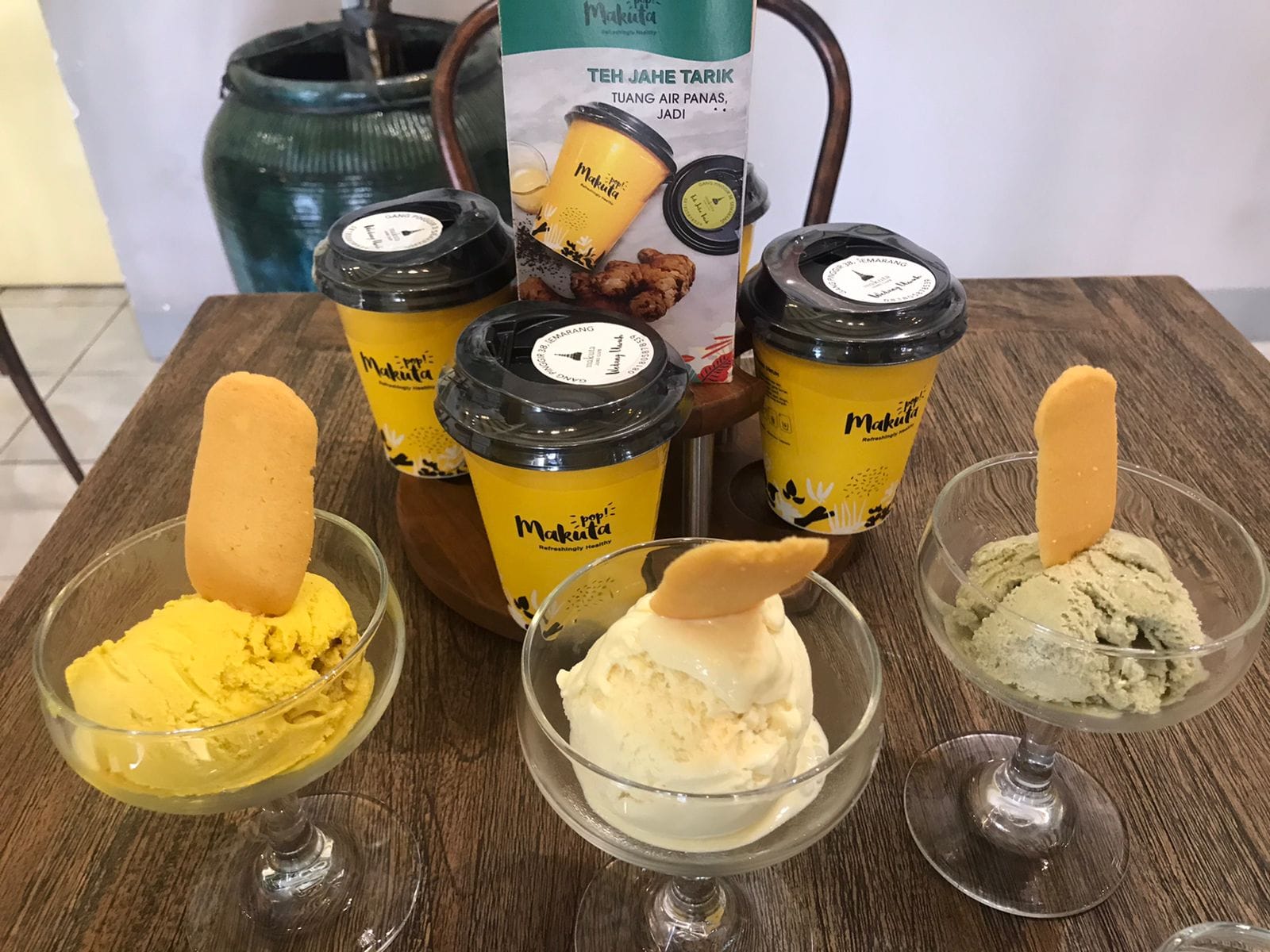 Sempat Brangkut, Njonja Meneer Bangkit dengan Ice Cream Jamu