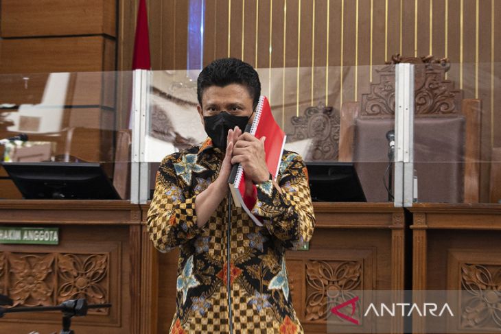 Ferdy Sambo Janjikan Uang Rp1 Miliar dan iPhone 3 Pro Max ke Bharada E