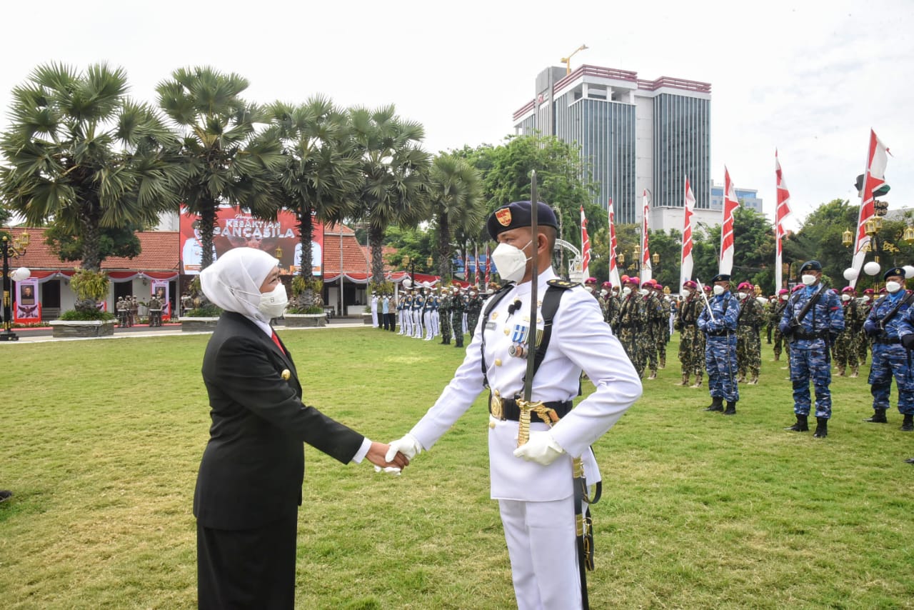Peringati Hari Bela Negara, Gubernur Khofifah : Jaga NKRI Tugas Semua Rakyat