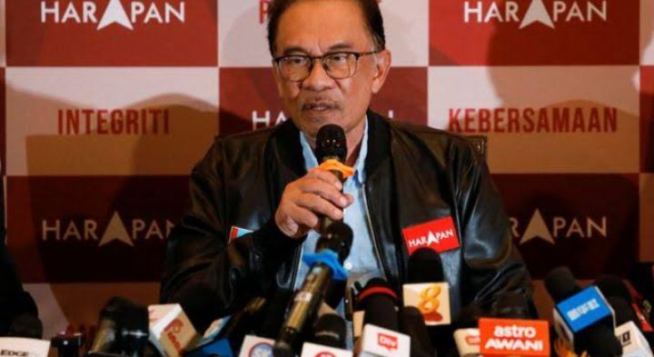 Pemilu Malaysia: Mahathir Kalah, Anwar Ibrahim Klaim Kuasai Parlemen
