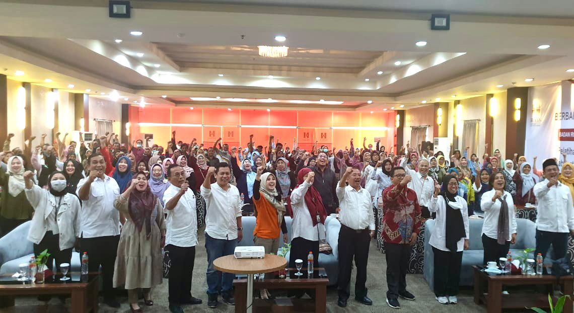 Pelatihan Pembuatan Sabun di Sidoarjo, Kolaborasi Bambang DH dan BRIN Wujudkan SDM Berkualitas