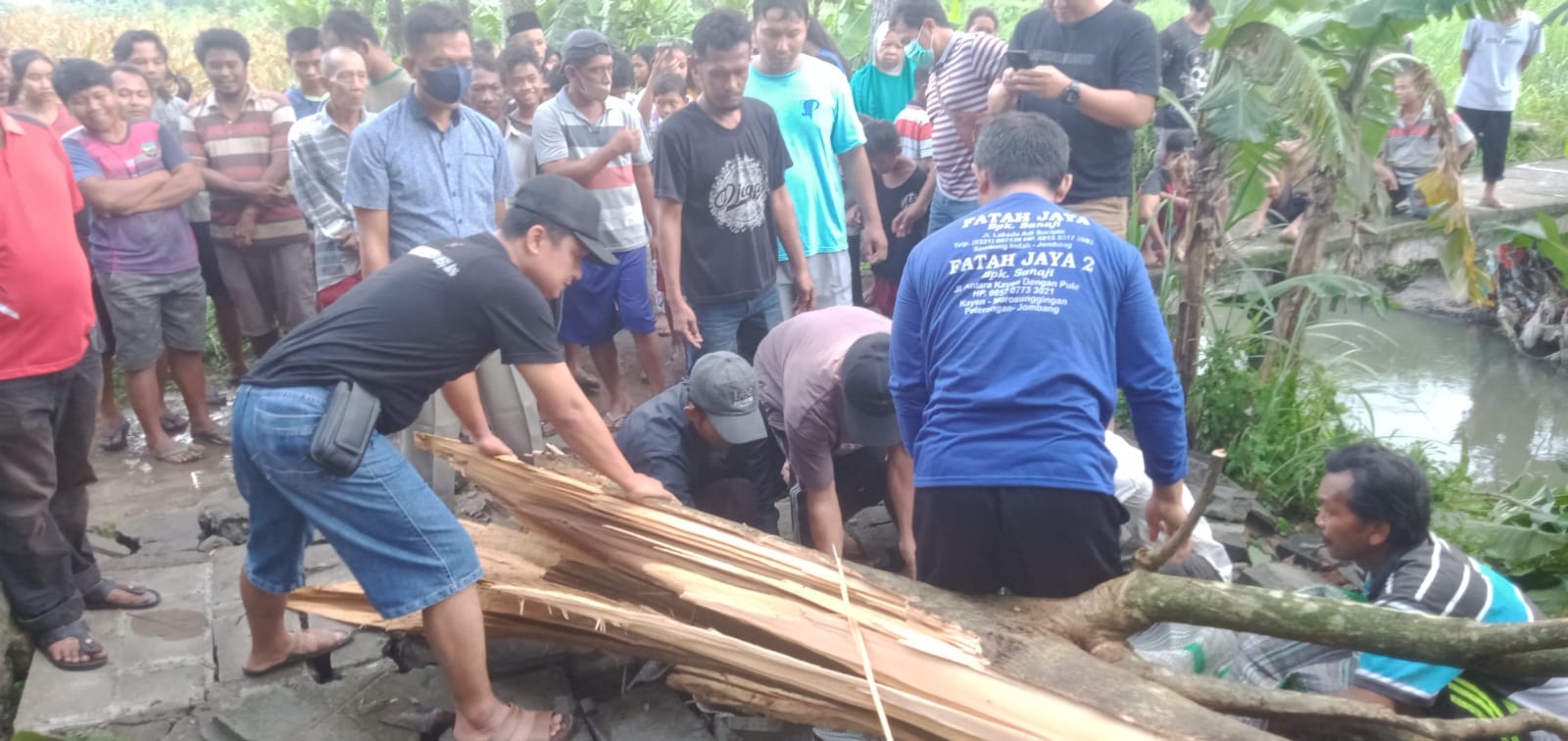 Warga Jombang Tewas Tertimpa Tembok Taman Tirta Wisata