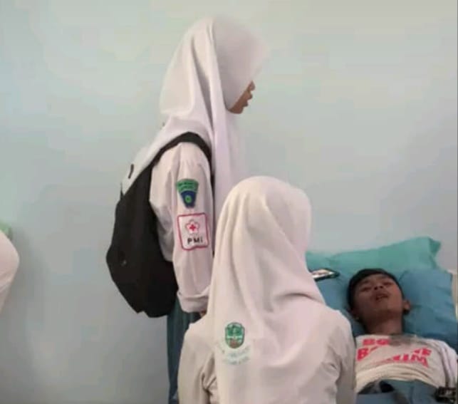 Dua Siswa SMA Jombang Dilarikan ke RS, Diduga Akibat Dihukum Push Up