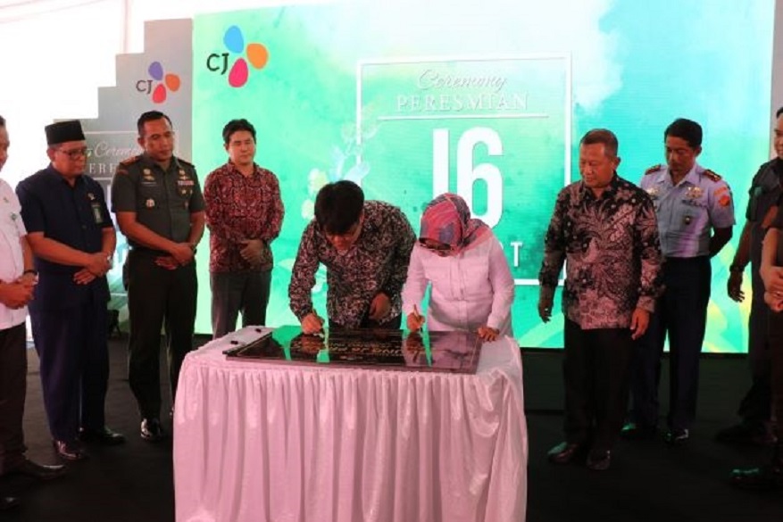 Bupati Jombang Resmikan Gedung Taste and Rich