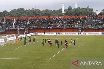 Persebaya Surabaya Taklukkan Madura United 2-0