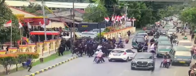 KPK Tangkap Gubernur Papua Lukas Enembe di Sebuah Rumah Makan