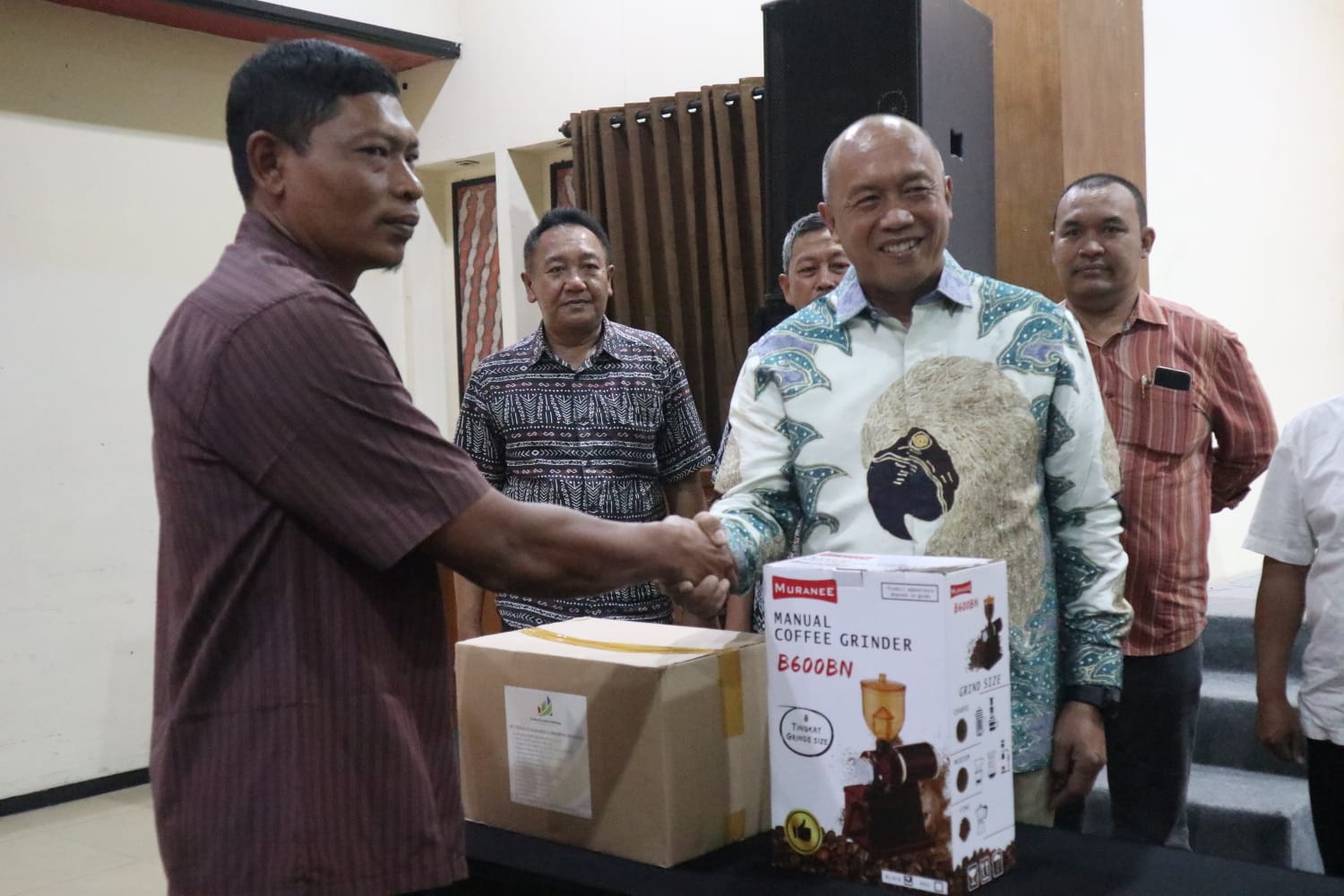 Pelaku Usaha Mikro Akan Dapat Bantuan Peralatan