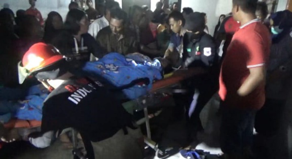 Kaget Rumahnya Terbakar, Warga Jombang Langsung 'Nggeblak'