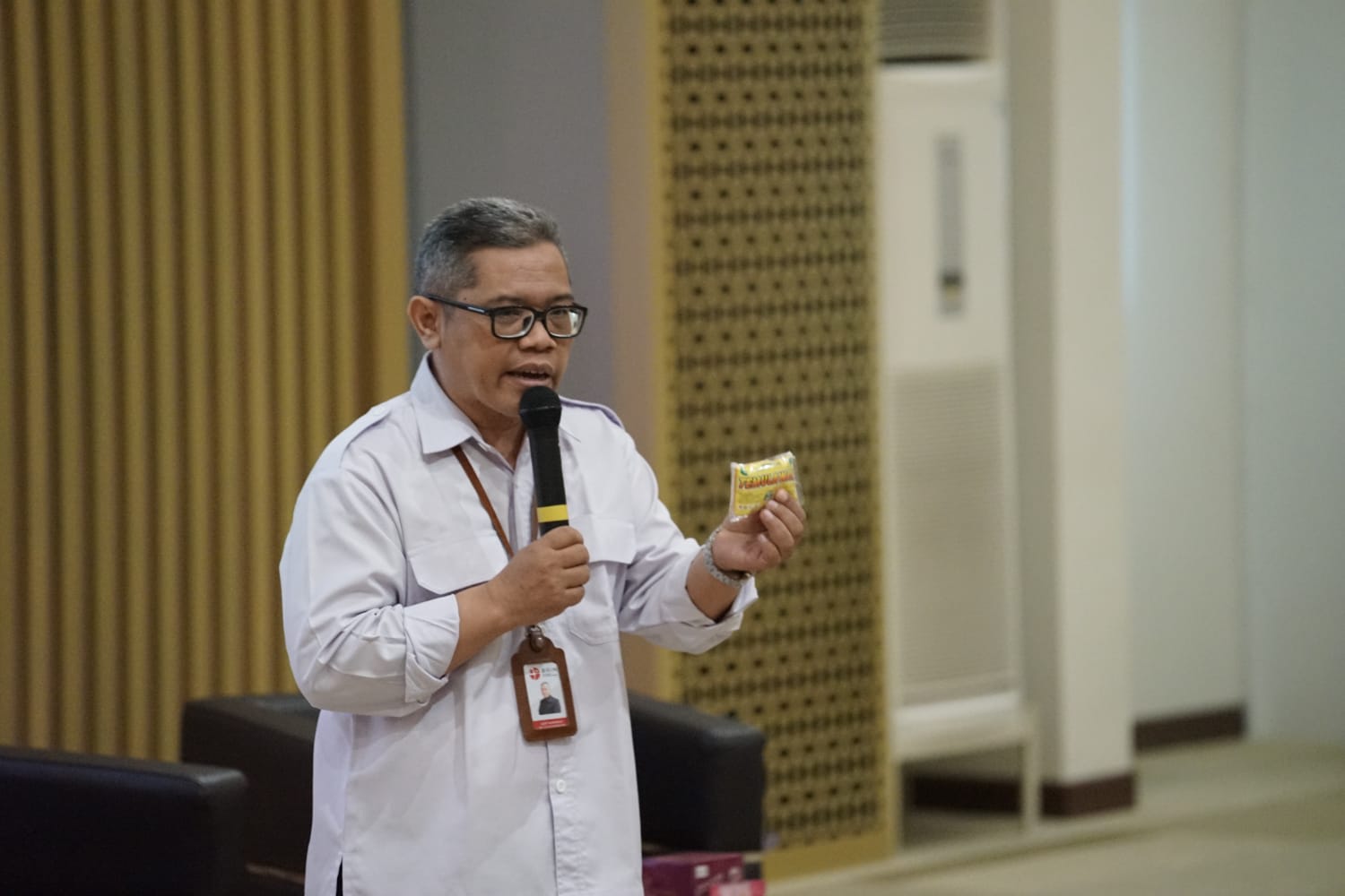 Sinergi Pelatihan oleh DPR RI-BRIN: Bambang DH Akui Senang Melihat UMKM Surabaya-Sidoarjo Berkembang