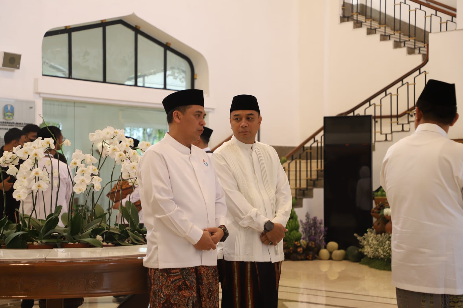Wali Kota Eri Cahyadi Beri Bea Siswa Santri Pondok Pesantren di Surabaya