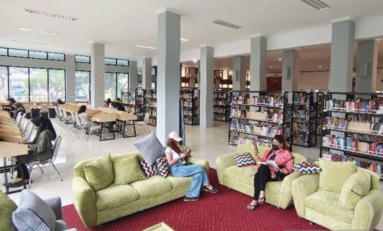 Tingkatkan Literasi, Anggota DPRD Dukung Disperpusip Kalteng Tambah Bahan Pustaka Baru