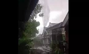 Sebanyak 190 Rumah di Bondowoso Rusak Diterjang Angin