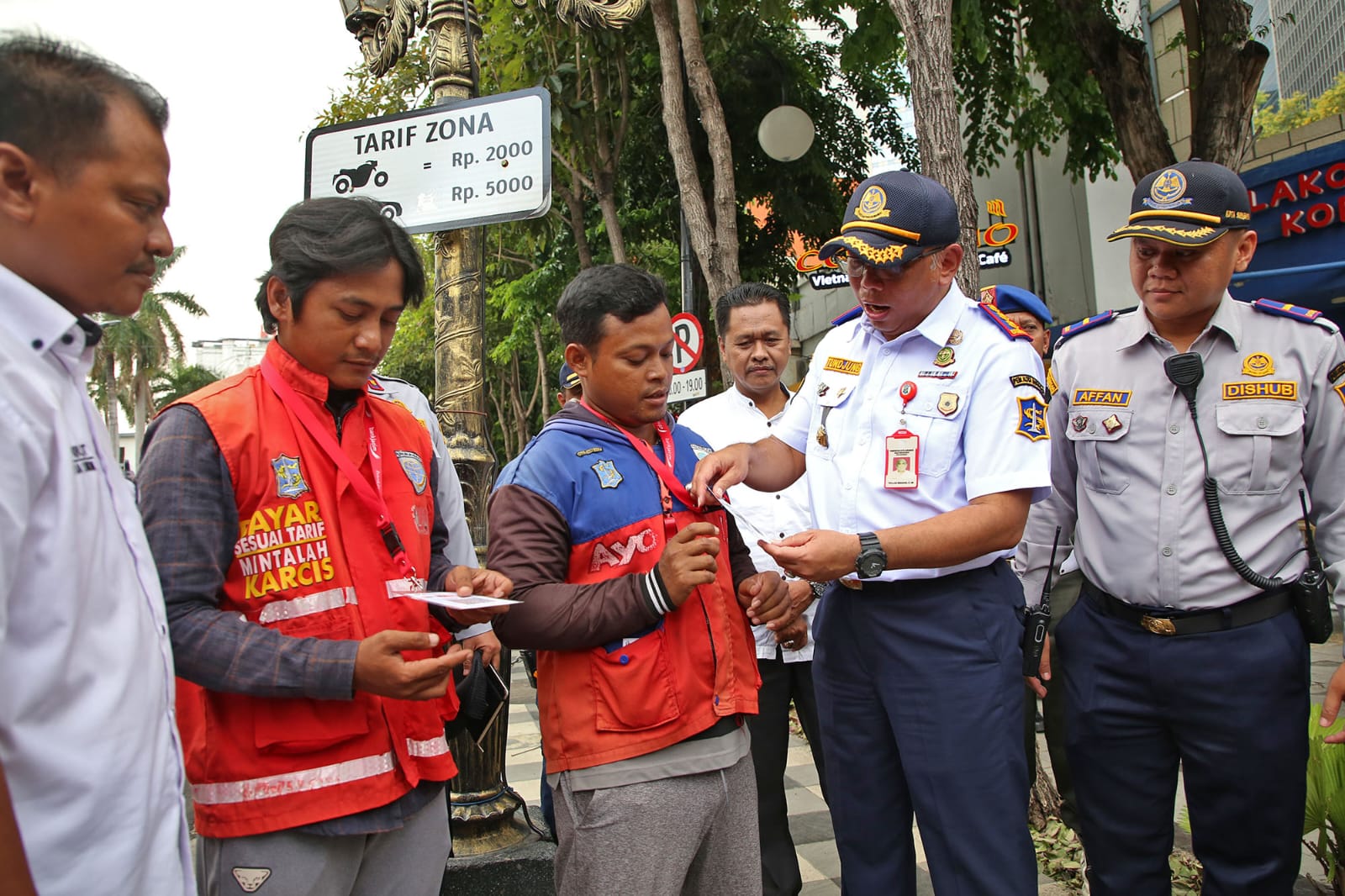 Dishub Surabaya Resmikan Pembayaran Parkir Qris di 36 Ruas Jalan