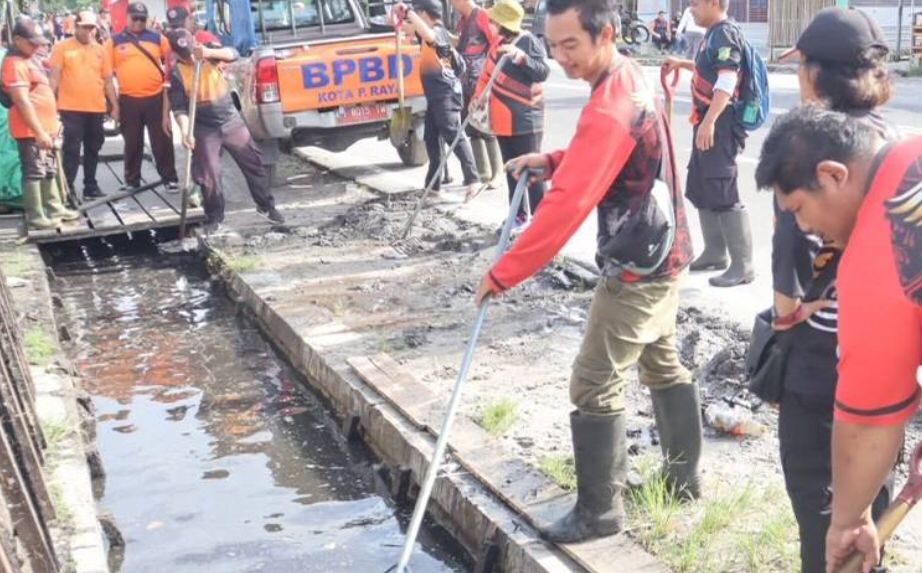Anggota DPRD Apresiasi Pemkot Palangka Raya Normalisasi Drainase dan Saluran Air