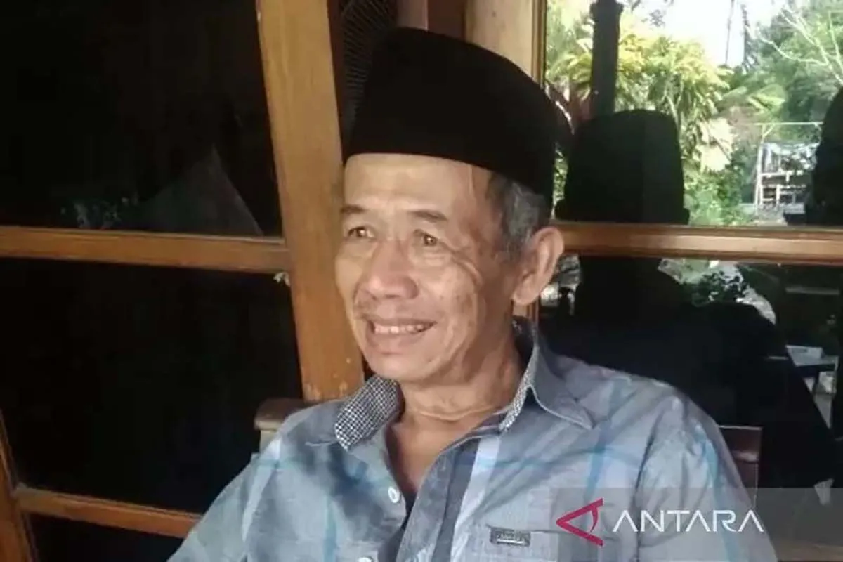 Budayawan Ahmad Tohari Ajak Masyarakat Sambut Pemilu dengan Gembira