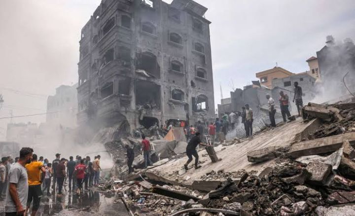 Serangan Udara Israel di Rafah: 14 Warga Palestina Tewas, Termasuk Anak-anak