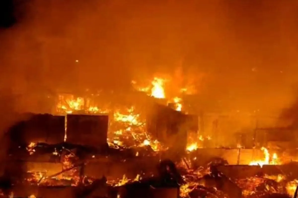 Sebanyak 95 Rumah di Palmerah Terbakar