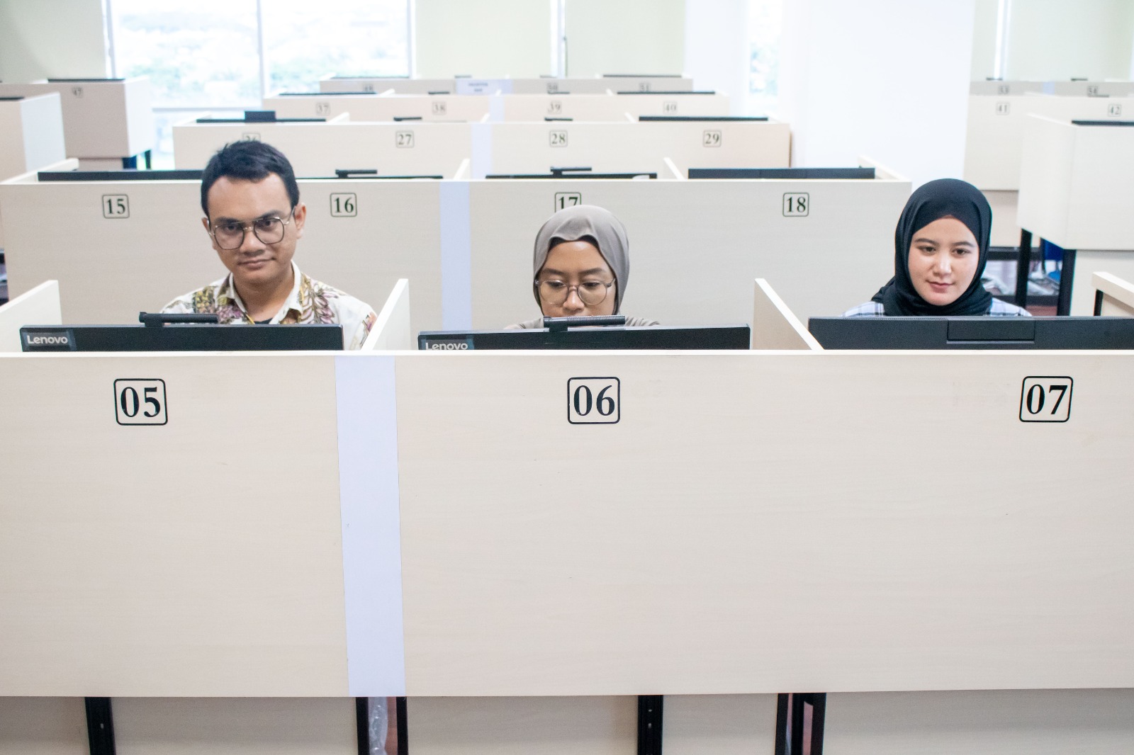 Ujian Tulis Seleksi Nasional 2024, Unesa Siapkan 1.098 Unit Komputer