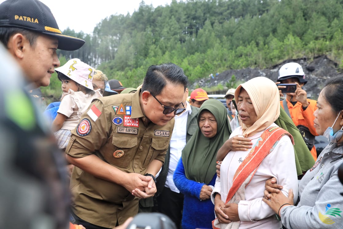 Pencarian Korban Longsor di Lumajang Terus Berlanjut